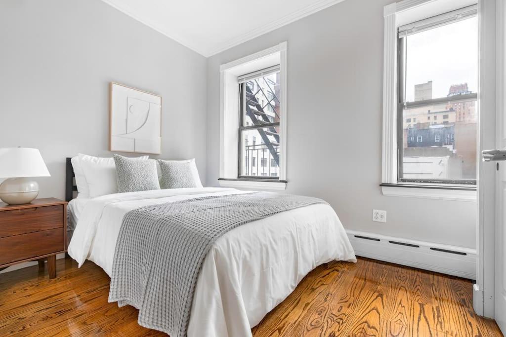 Gorgeous & Bright 3Bdr & 1Bth In Midtown Manhattan 뉴욕 외부 사진